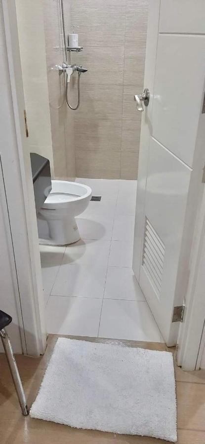 Zg-150Newport Daire Manila Dış mekan fotoğraf